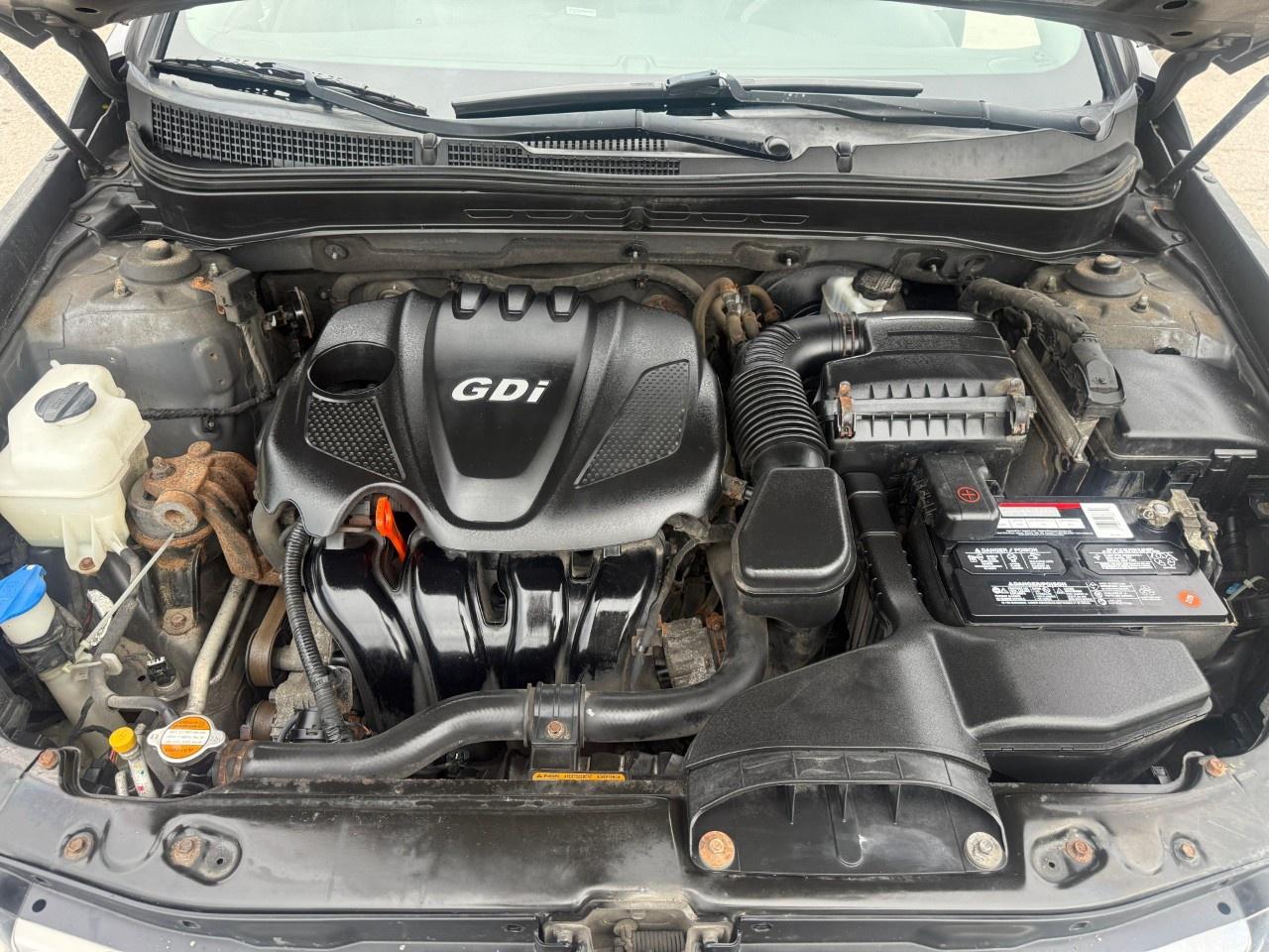 2011 Hyundai Sonata 4dr Sdn 2.4 Auto GL Photo