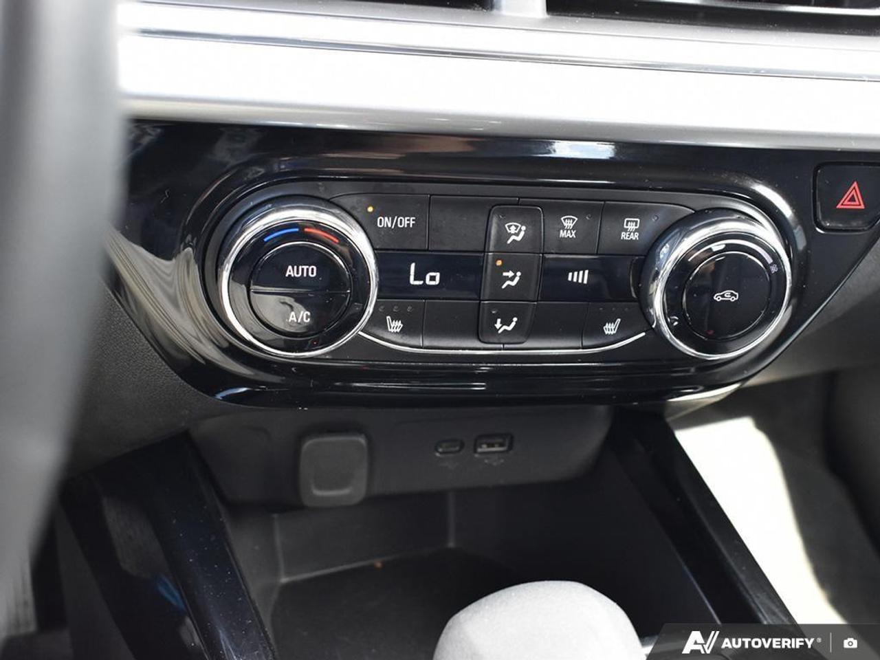 2025 Chevrolet Trax LT 4dr Front-Wheel Drive Photo