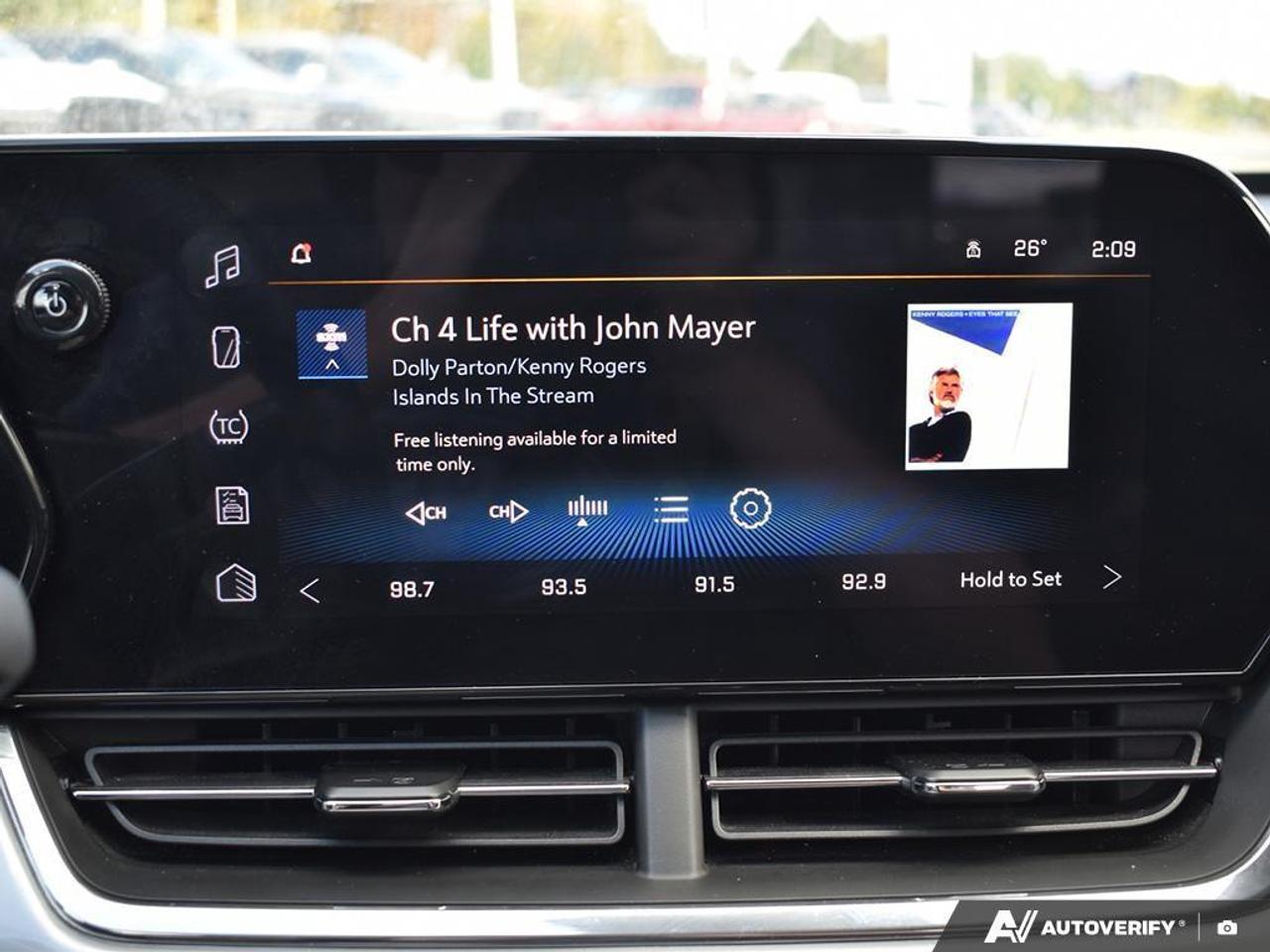 2025 Chevrolet Trax LT 4dr Front-Wheel Drive Photo