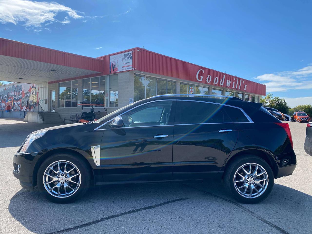 2014 Cadillac SRX CLEAN CARFAX, LEATHER, REMOTE START, AWD, SUNROOF! Photo