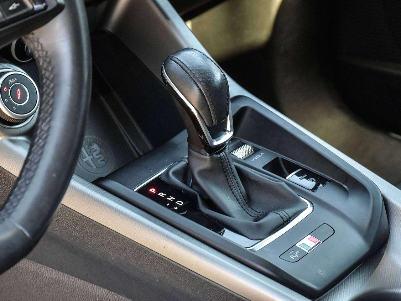 2023 Alfa Romeo Tonale Veloce 4dr All-Wheel Drive Photo