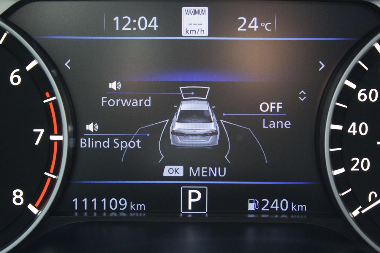 2021 Nissan Altima 2.5 Platinum Photo