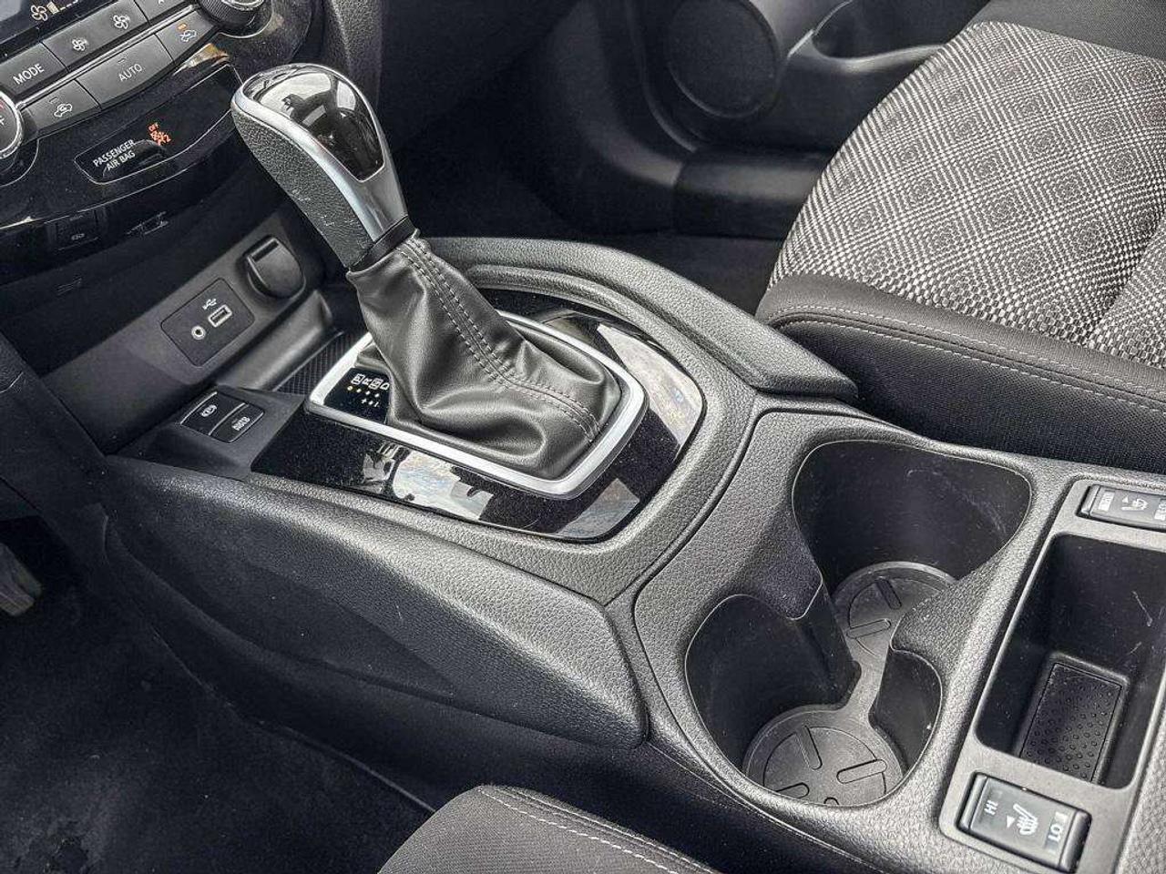 2023 Nissan Qashqai SV AWD   Android Auto   Apple Car Play   Heated Seats Photo