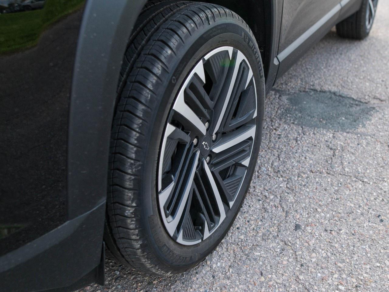 2027 Chevrolet Equinox AWD RS Photo