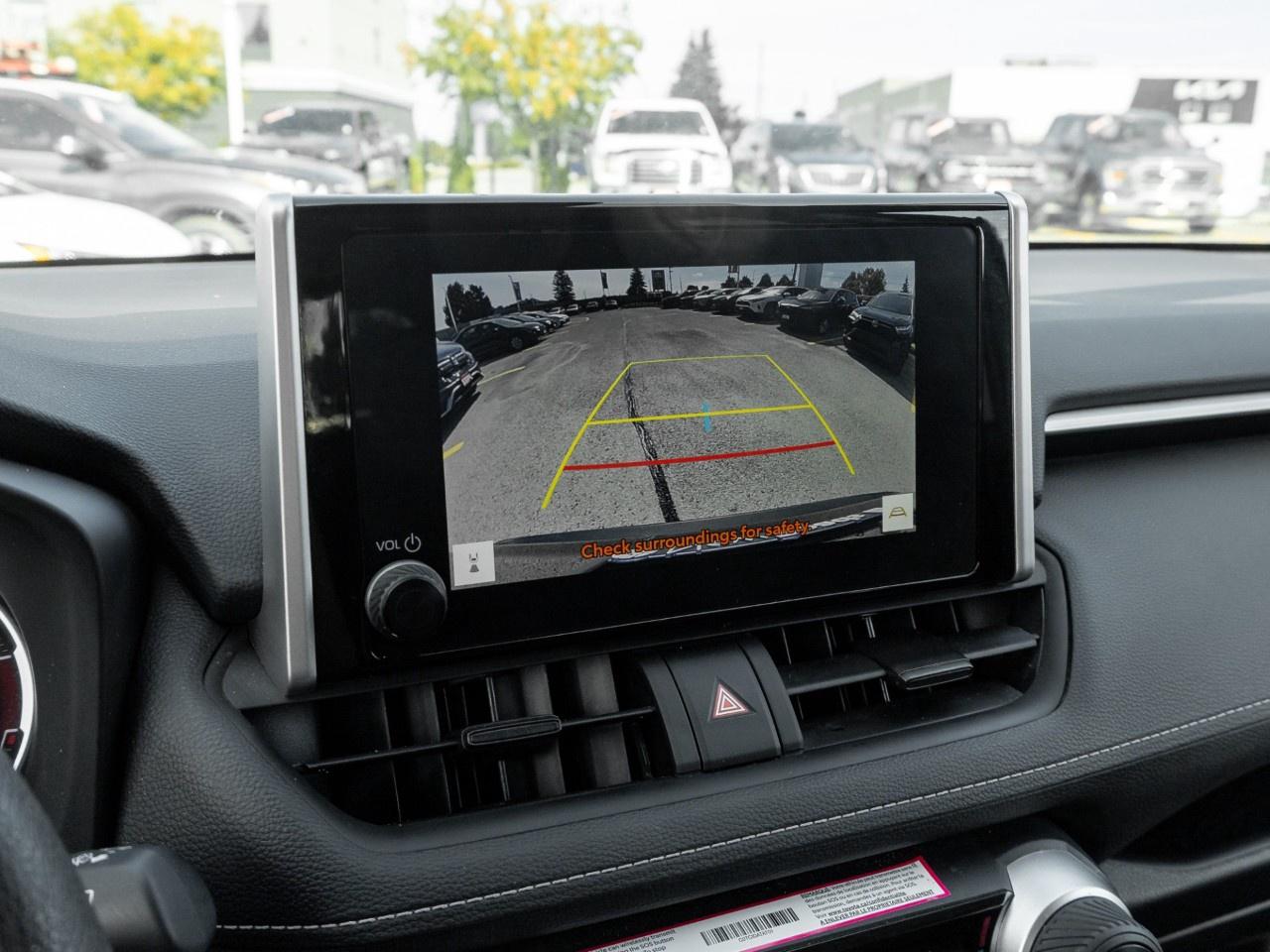 2025 Toyota RAV4 LE AWD Photo