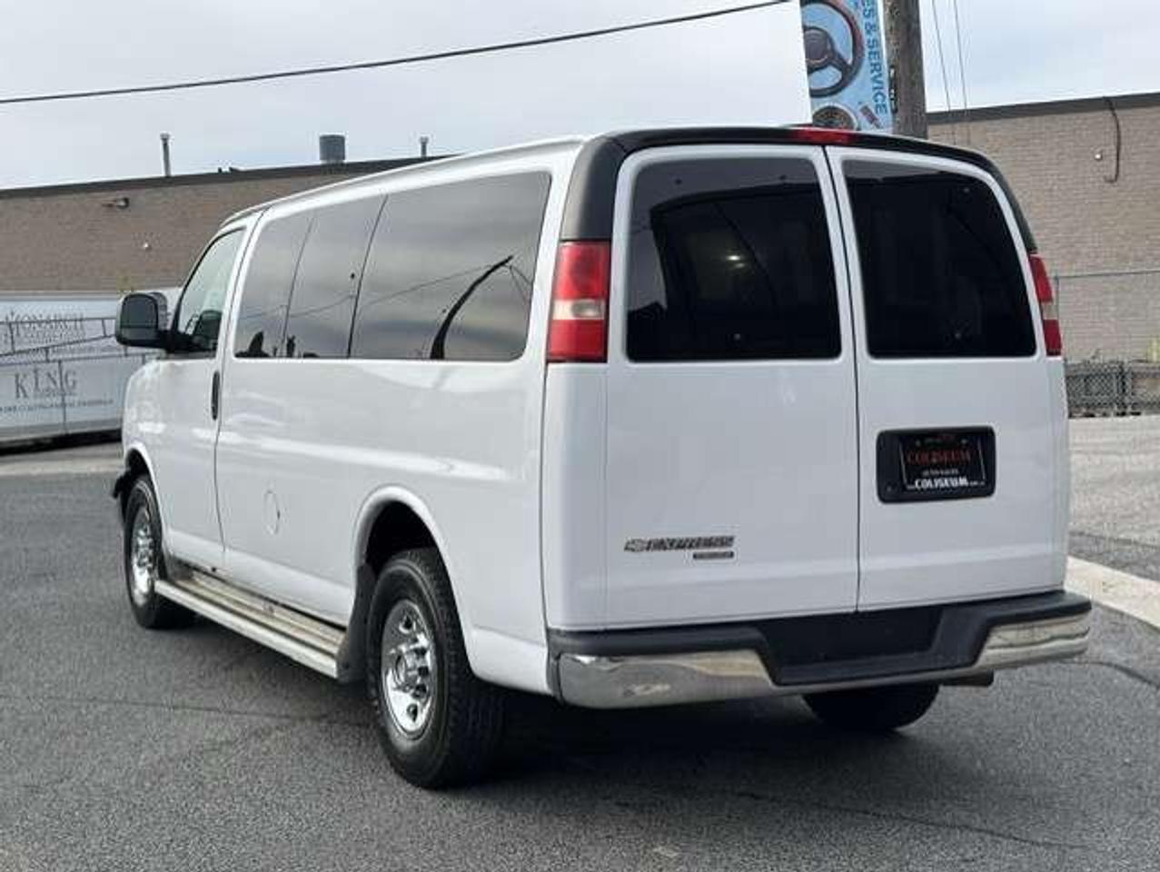 2012 Chevrolet Express Passenger 3500 LT 12 PASSENGER-ONLY 120KM-8 TO CHOOSE FROM! Photo2
