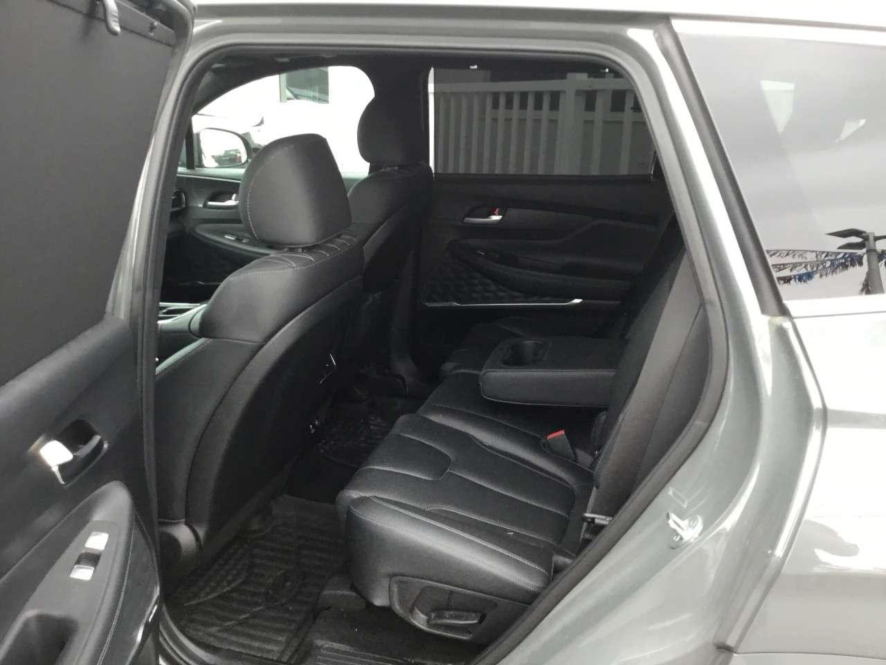 2022 Hyundai Santa Fe ULTIMATE CALLIGRAPHY AWD Photo