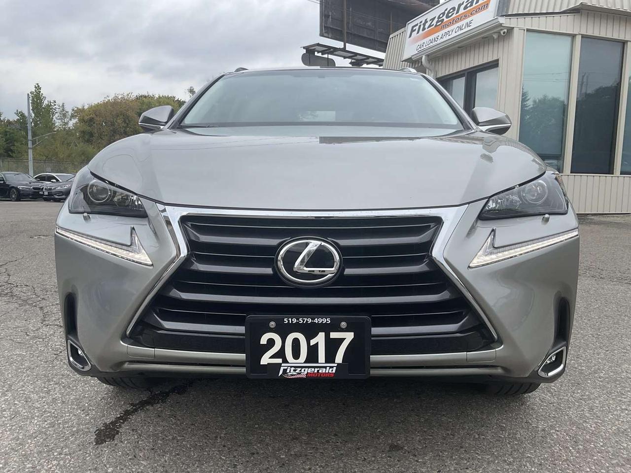 2017 Lexus NX 200t AWD - LEATHER! BACK-UP CAM! BSM! COOLED SEATS! SUNROOF! Photo1