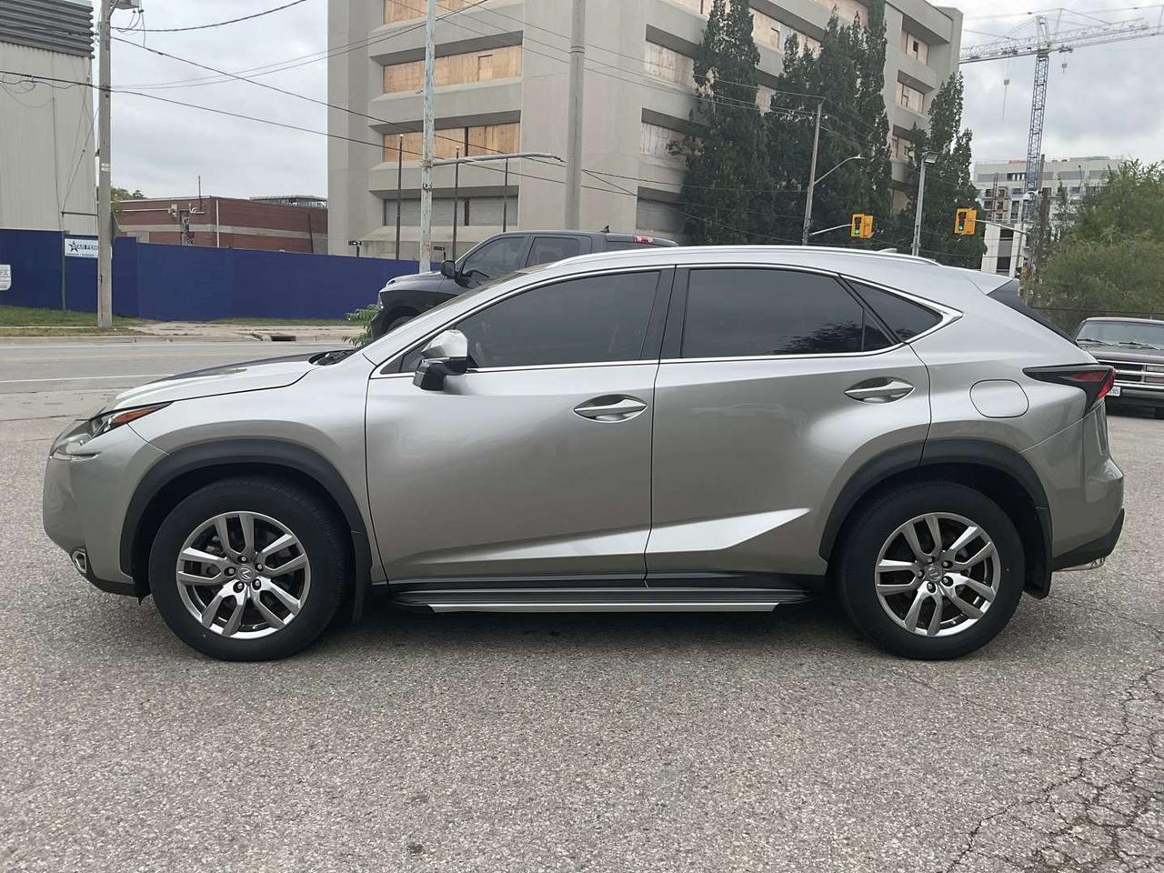 2017 Lexus NX 200t AWD - LEATHER! BACK-UP CAM! BSM! COOLED SEATS! SUNROOF! Photo