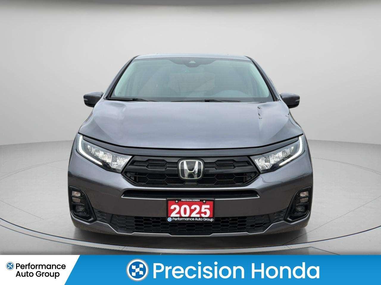 2025 Honda Odyssey TOURING NAVIGATION LEATHER SUNROOF Photo5