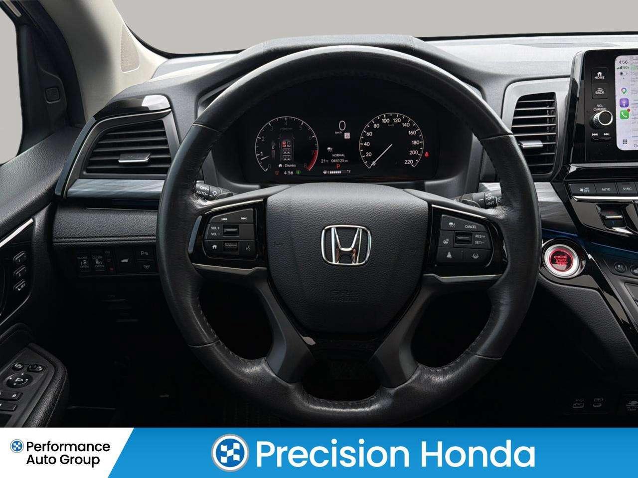 2025 Honda Odyssey TOURING NAVIGATION LEATHER SUNROOF Photo