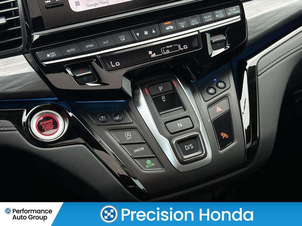2025 Honda Odyssey TOURING NAVIGATION LEATHER SUNROOF Photo