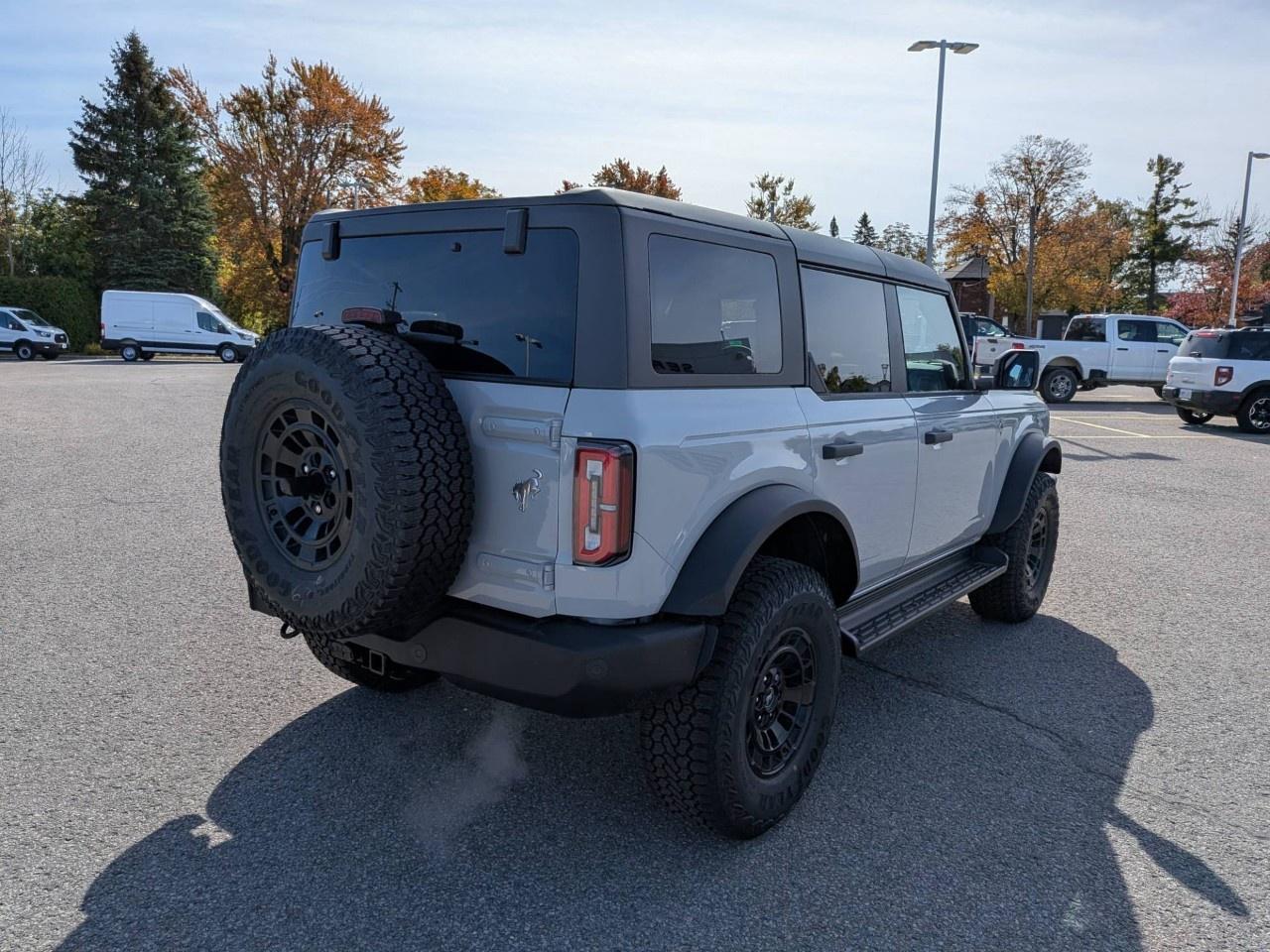 2026 Ford Bronco OUTER BANKS 4 DOOR 4X4 Photo