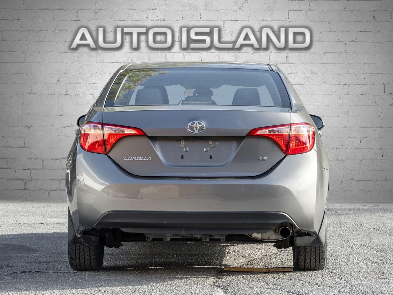 2019 Toyota Corolla LE -One Owner-Dealer Serviced-Heated Seats-LOW KMS Photo4