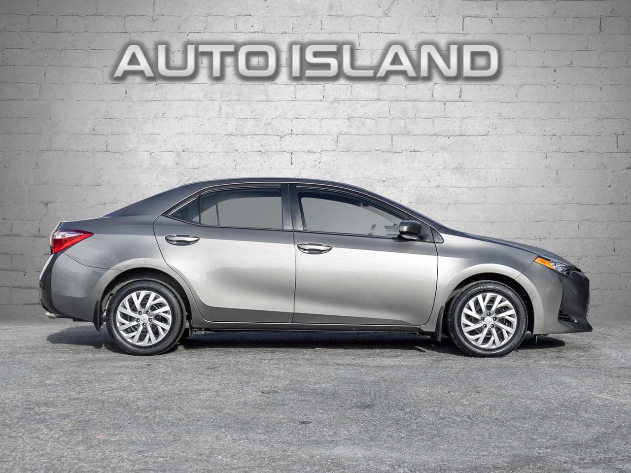 2019 Toyota Corolla LE -One Owner-Dealer Serviced-Heated Seats-LOW KMS Photo2