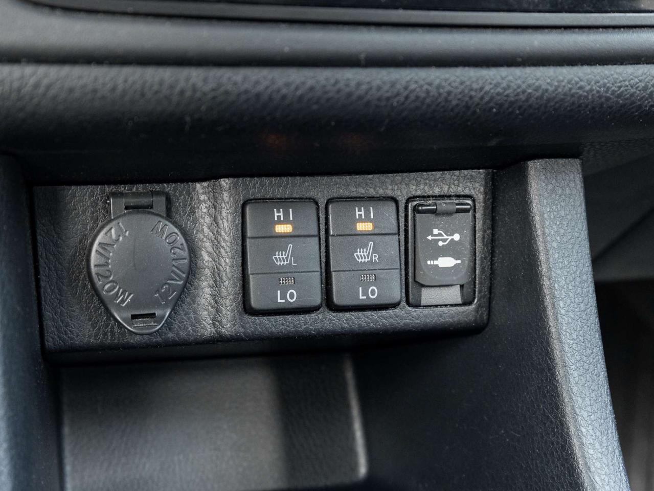 2019 Toyota Corolla LE -One Owner-Dealer Serviced-Heated Seats-LOW KMS Photo