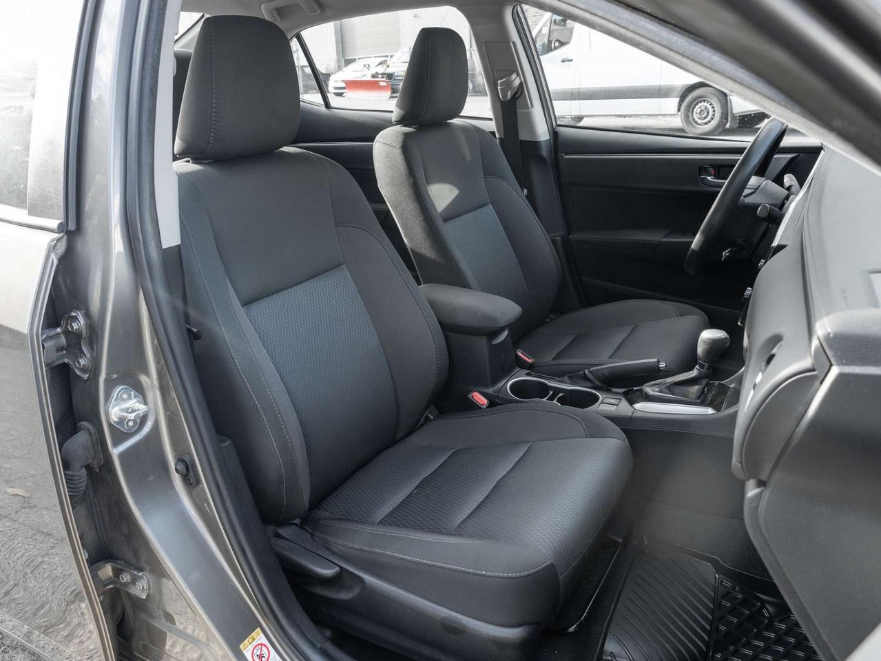 2019 Toyota Corolla LE -One Owner-Dealer Serviced-Heated Seats-LOW KMS Photo