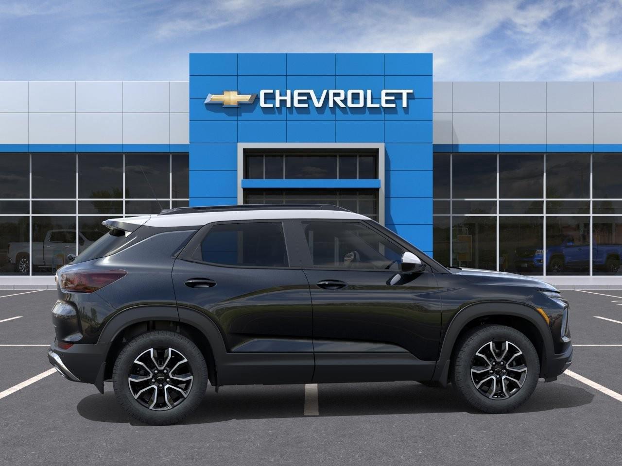 2026 Chevrolet TrailBlazer ACTIV 4dr All-Wheel Drive Photo4