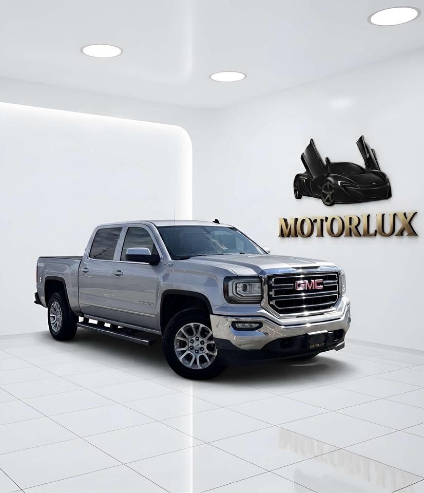 2018 GMC Sierra 1500 4WD Crew Cab 143.5 SLE 5'8 Box Photo0
