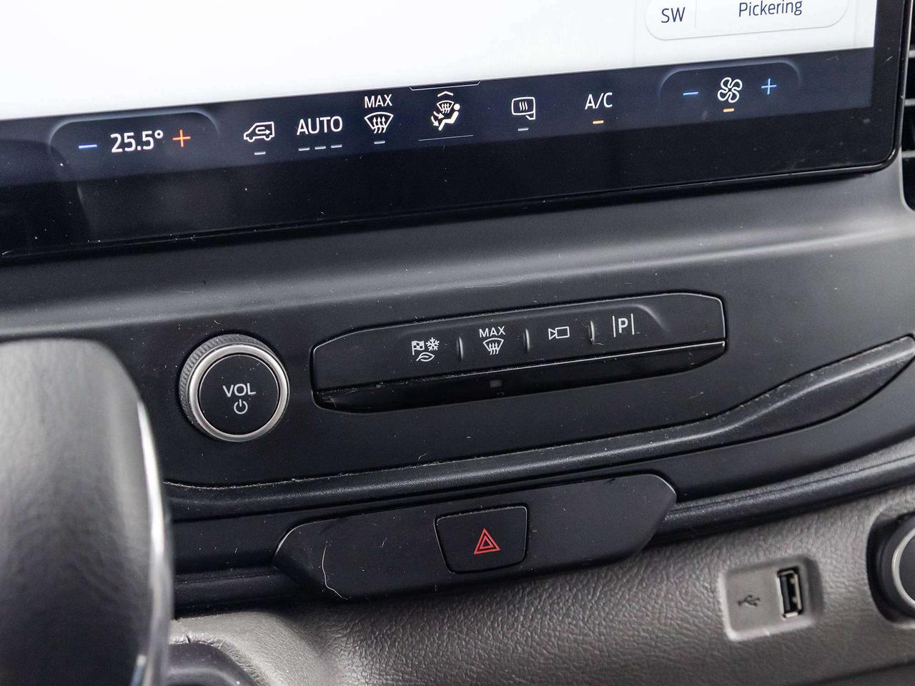 2022 Ford Transit-150  Photo