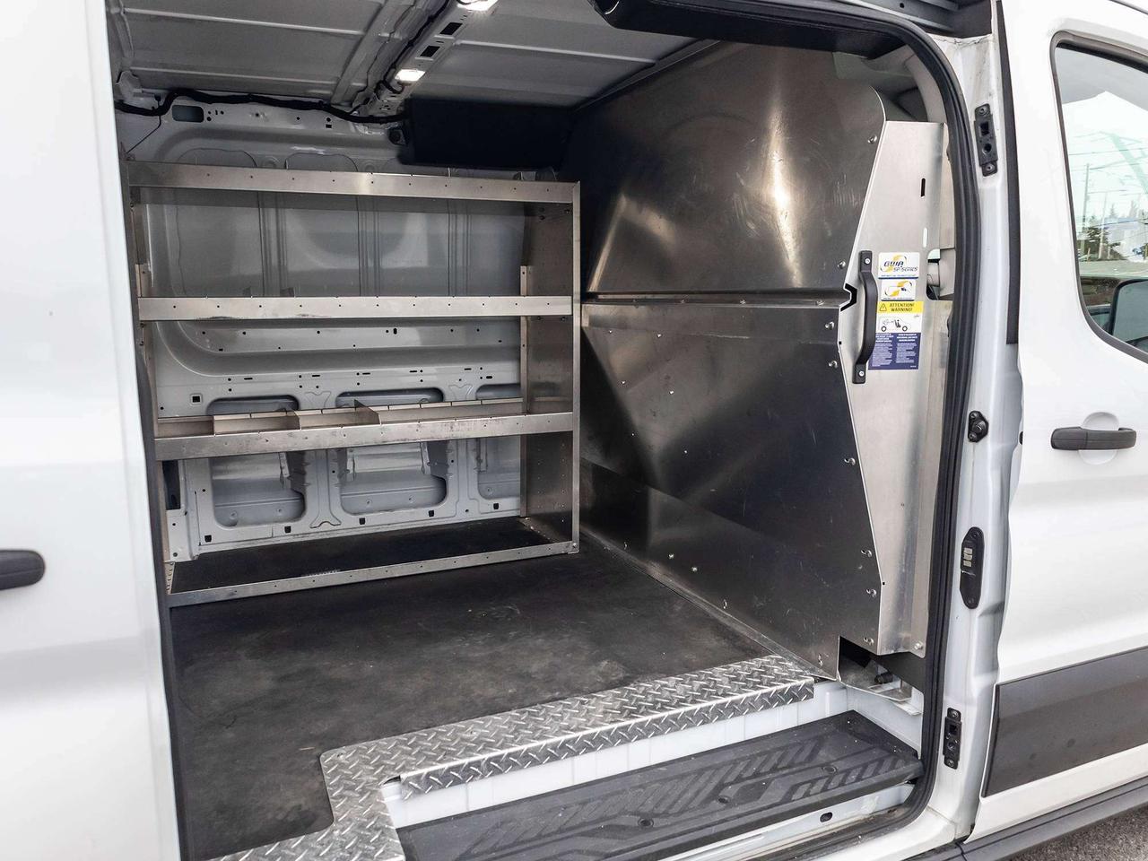 2022 Ford Transit-150  Photo