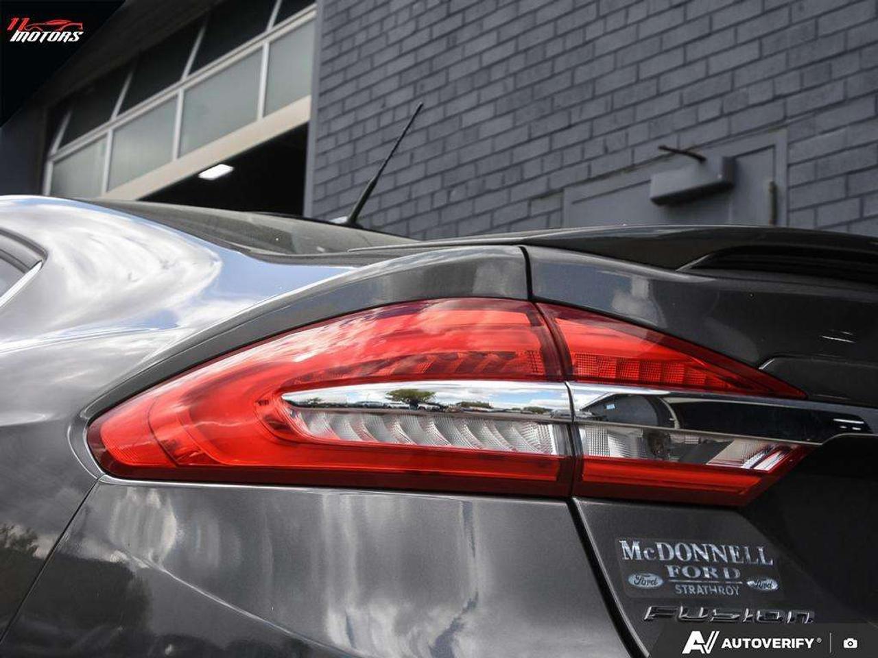 2018 Ford Fusion SE FWD   LOW KMS   CERTIFIED Photo