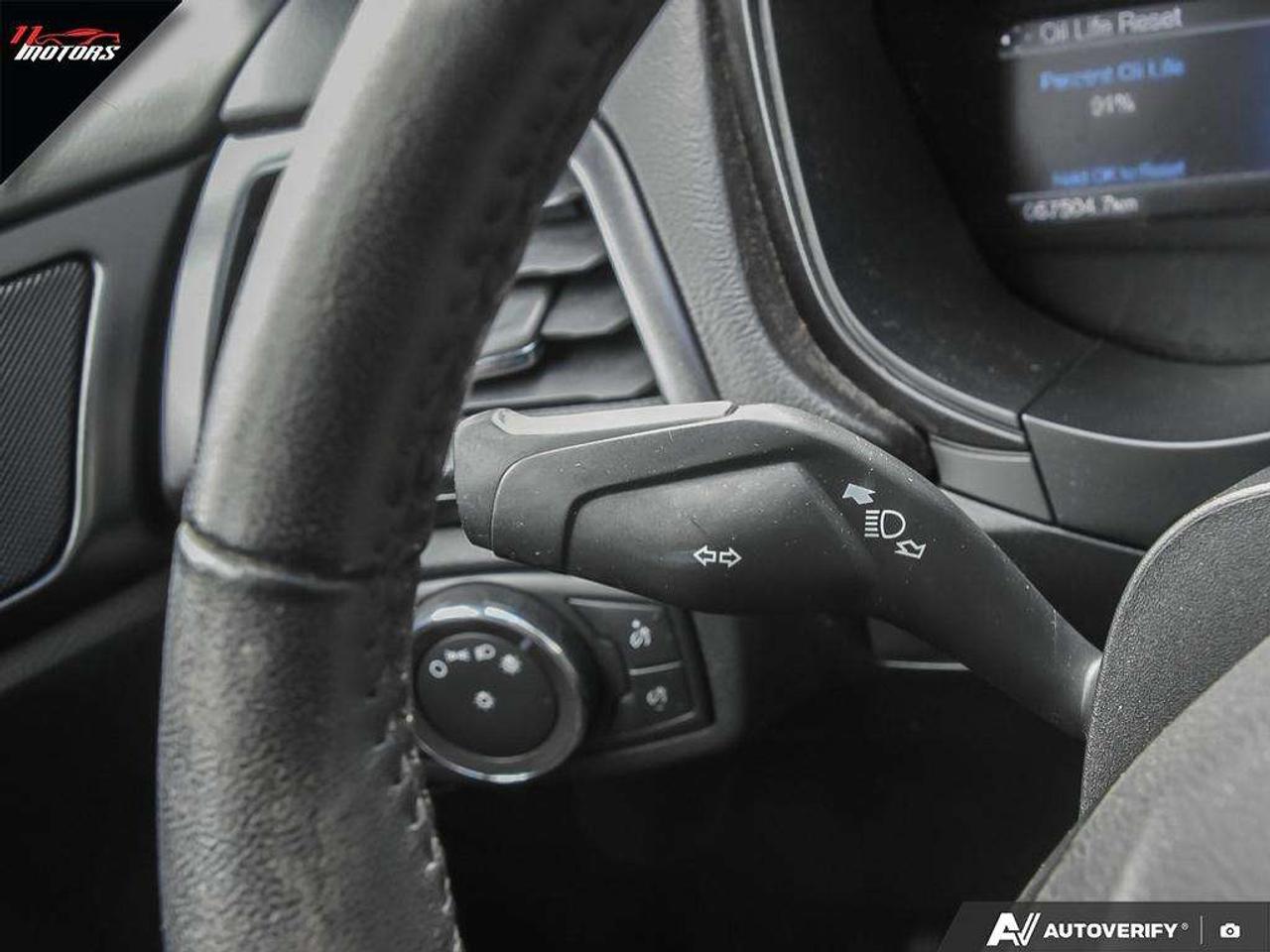 2018 Ford Fusion SE FWD   LOW KMS   CERTIFIED Photo