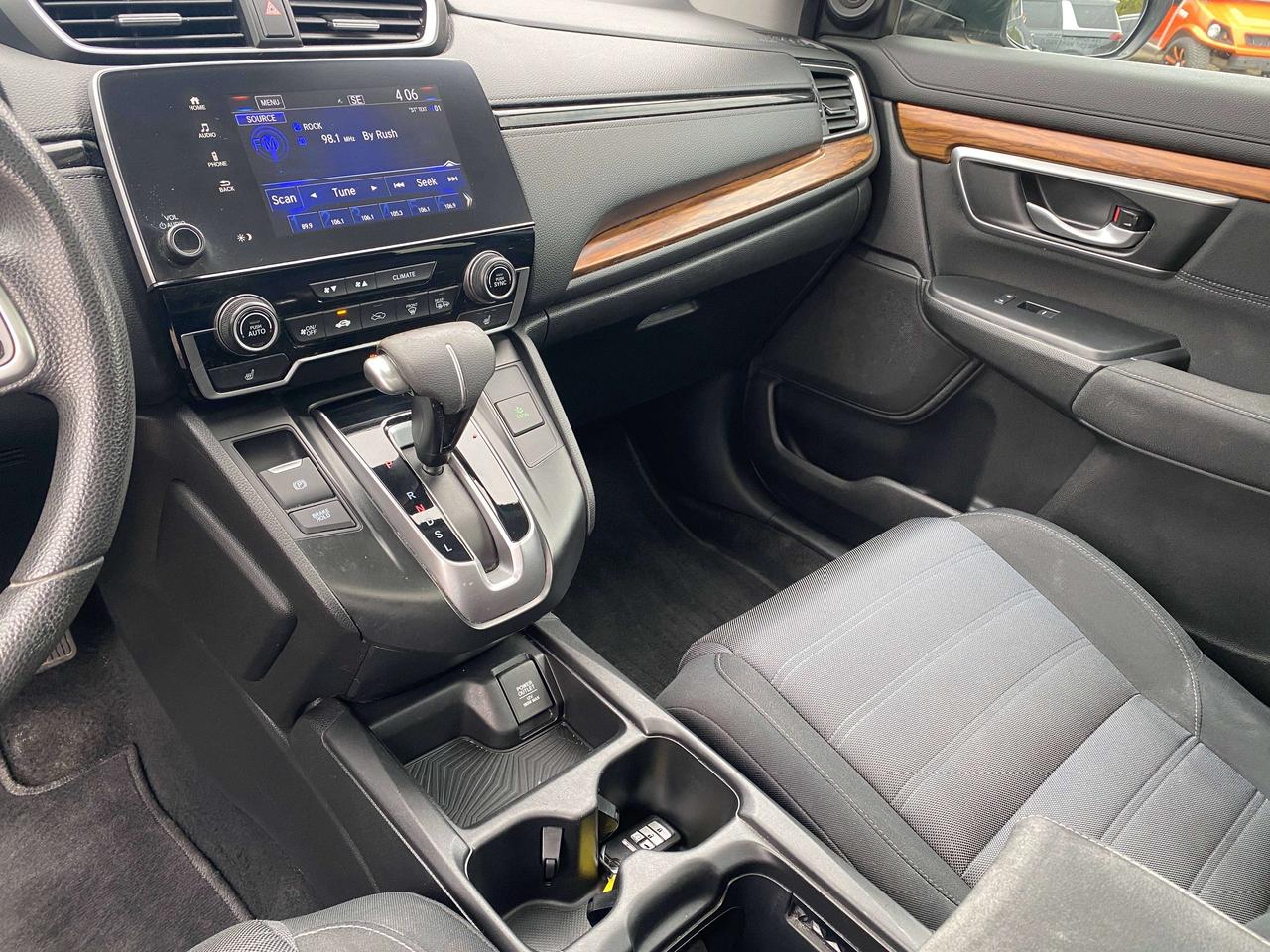 2019 Honda CR-V EX, SUNROOF, REMOTE START, HEATED CLOTH! Photo