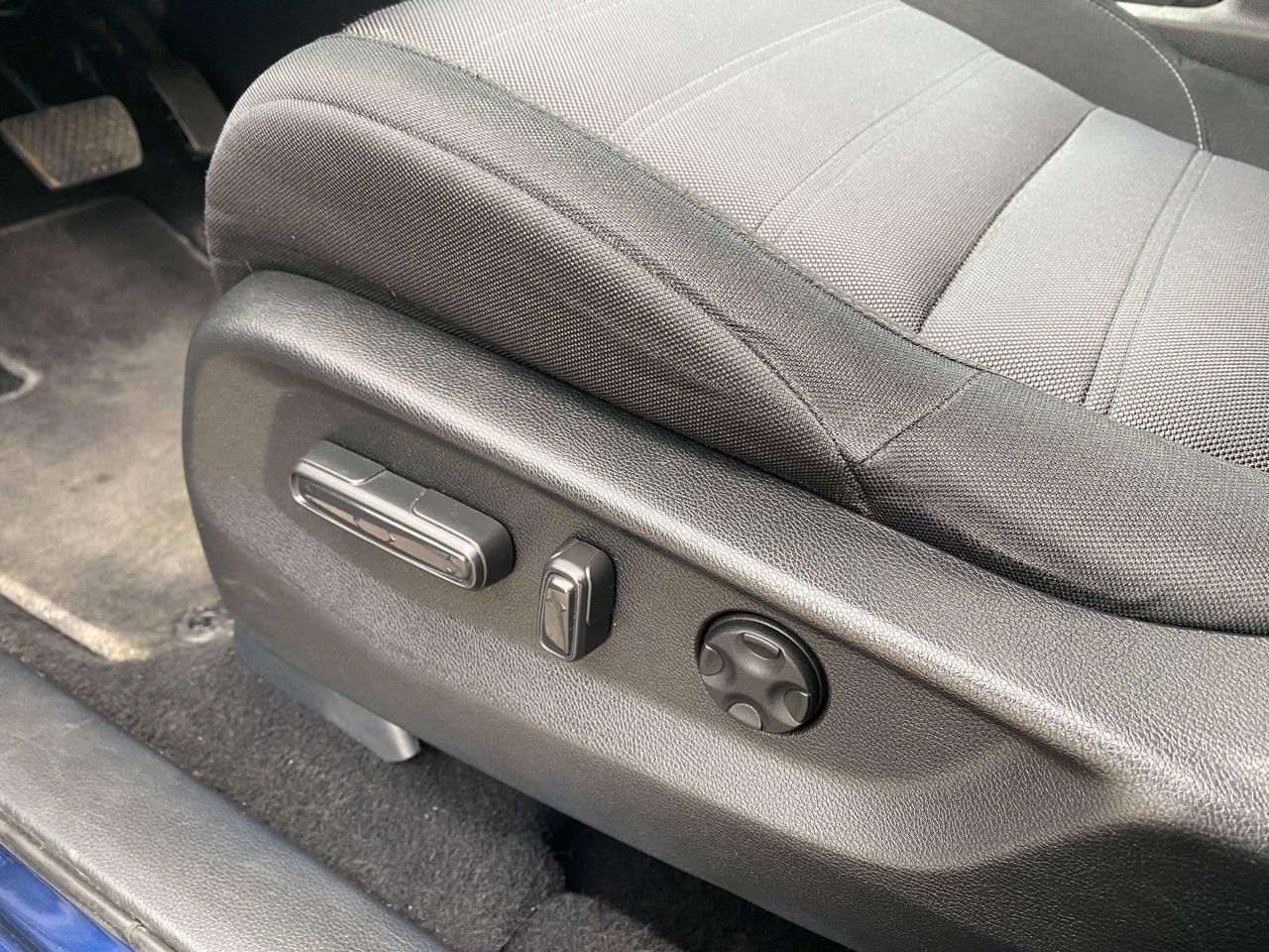 2019 Honda CR-V EX, SUNROOF, REMOTE START, HEATED CLOTH! Photo