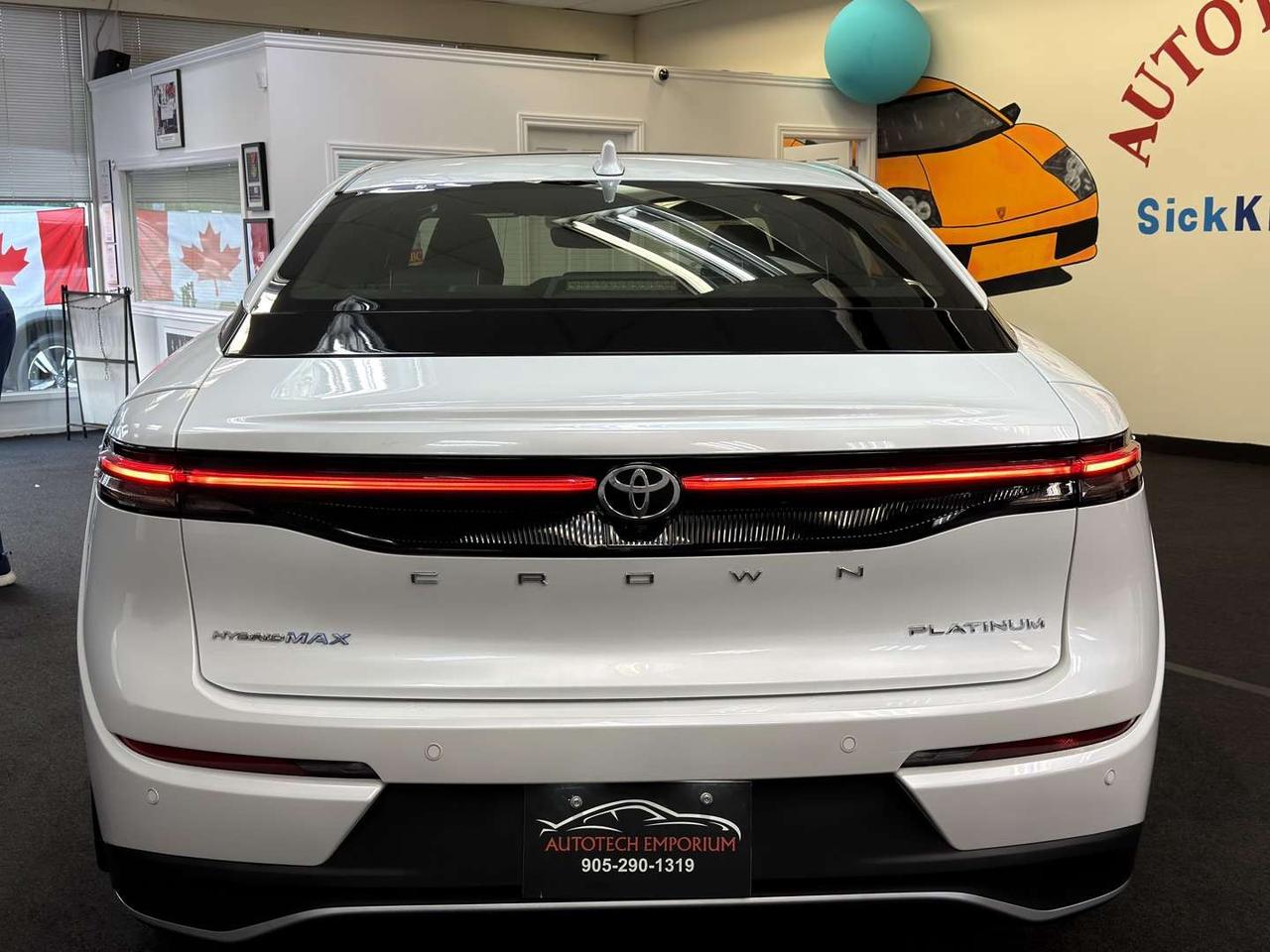 2023 Toyota Crown Platinum Hybrid AWD   FULLY LOADED   JBL   360 Cam Photo