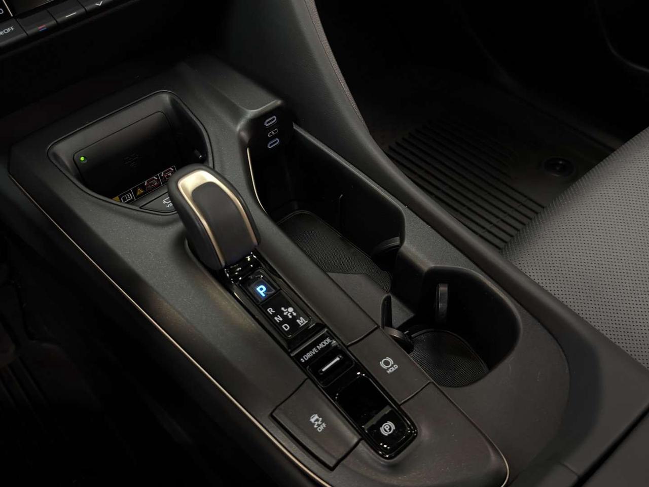 2023 Toyota Crown Platinum Hybrid AWD   FULLY LOADED   JBL   360 Cam Photo