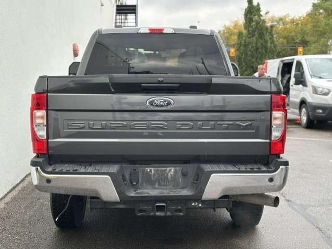 2020 Ford F-250 XLT 4WD **CREW CAB SHORT BOX-CAMERA-1 OWNER** Photo4