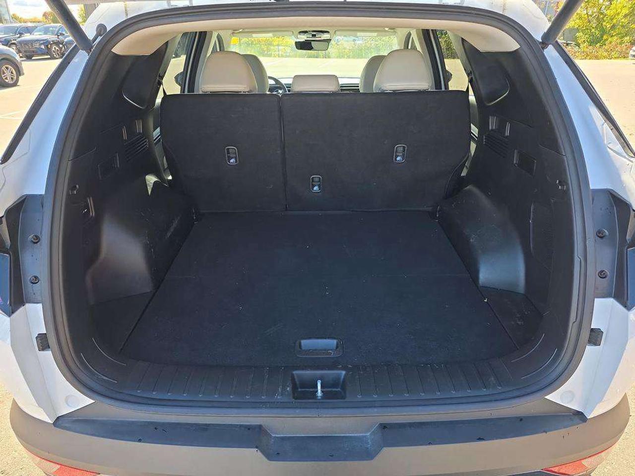 2024 Hyundai Tucson Ultimate   VENT. LEATHER BOSE P.ROOF 6.6L/100KM Photo