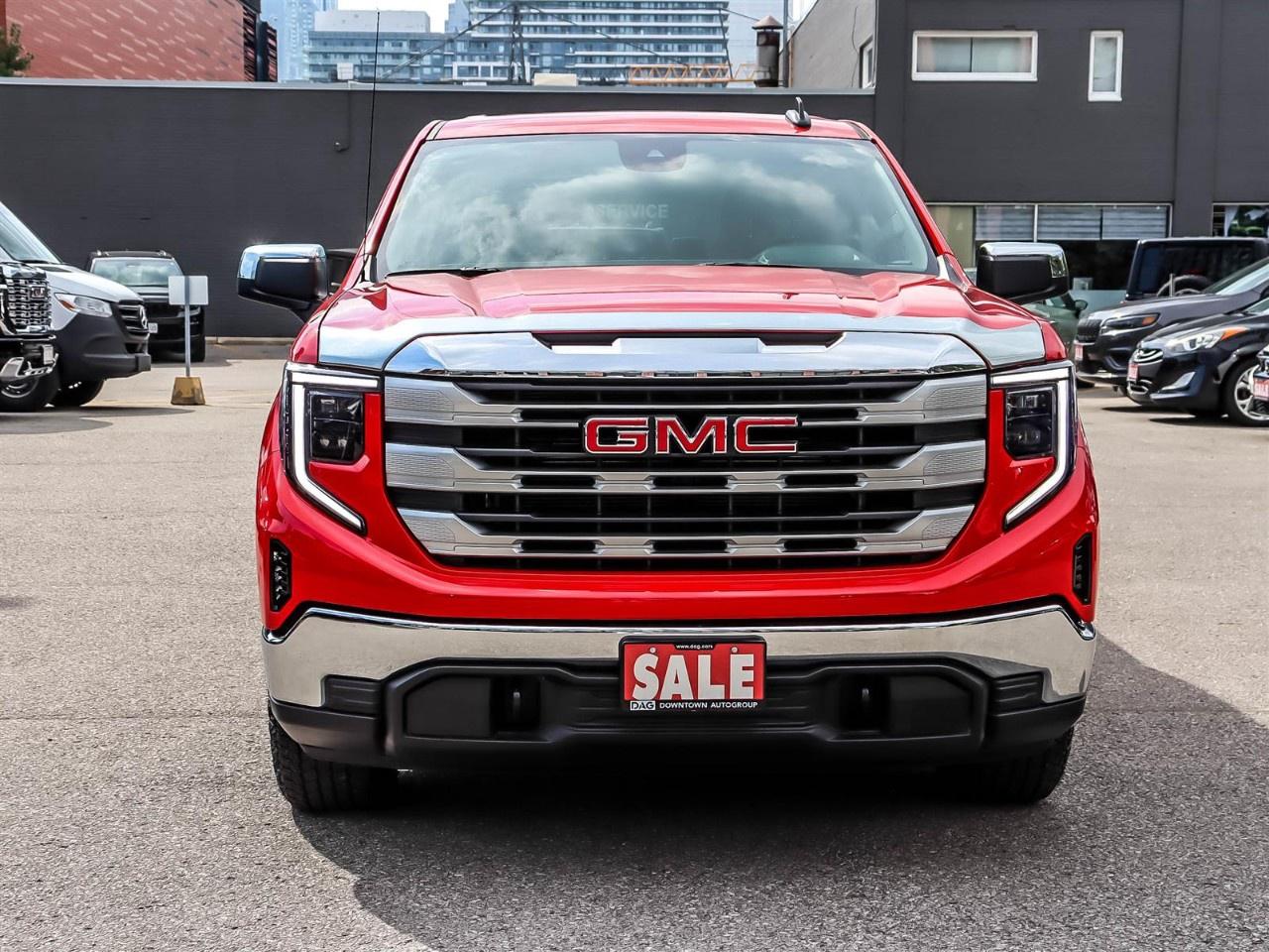 2023 GMC Sierra 1500 Crew Cab Short Box 4-Wheel Drive SLE Photo