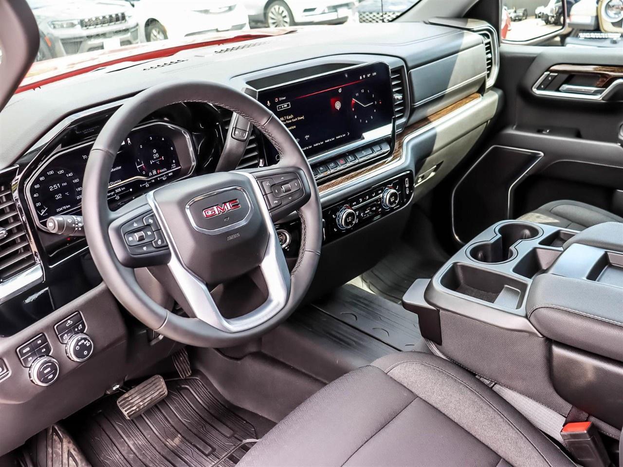 2023 GMC Sierra 1500 Crew Cab Short Box 4-Wheel Drive SLE Photo
