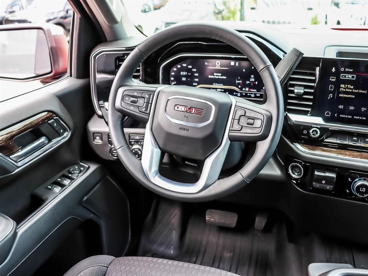2023 GMC Sierra 1500 Crew Cab Short Box 4-Wheel Drive SLE Photo
