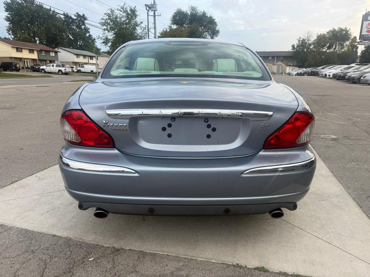 2008 Jaguar X-Type 4dr Sdn Photo