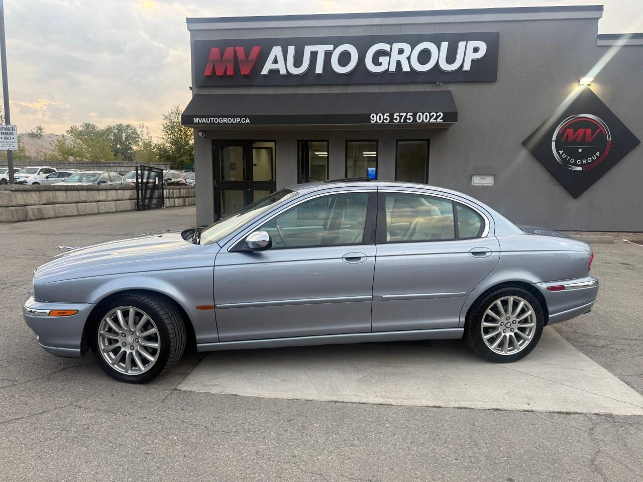2008 Jaguar X-Type 4dr Sdn Photo