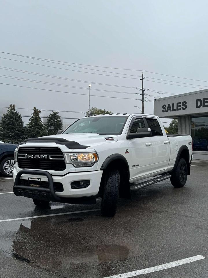 2019 RAM 2500 Big Horn 4x4 Crew Cab 6'4 Box Photo3