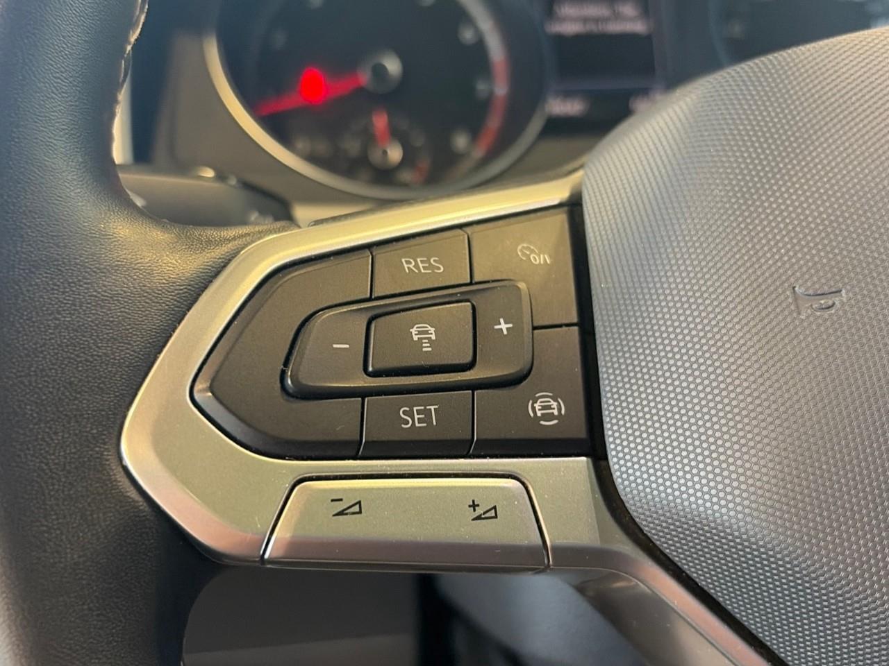 2021 Volkswagen Atlas Cross Sport 2.0 TSI Highline 4dr All-Wheel Drive 4MOTION Photo