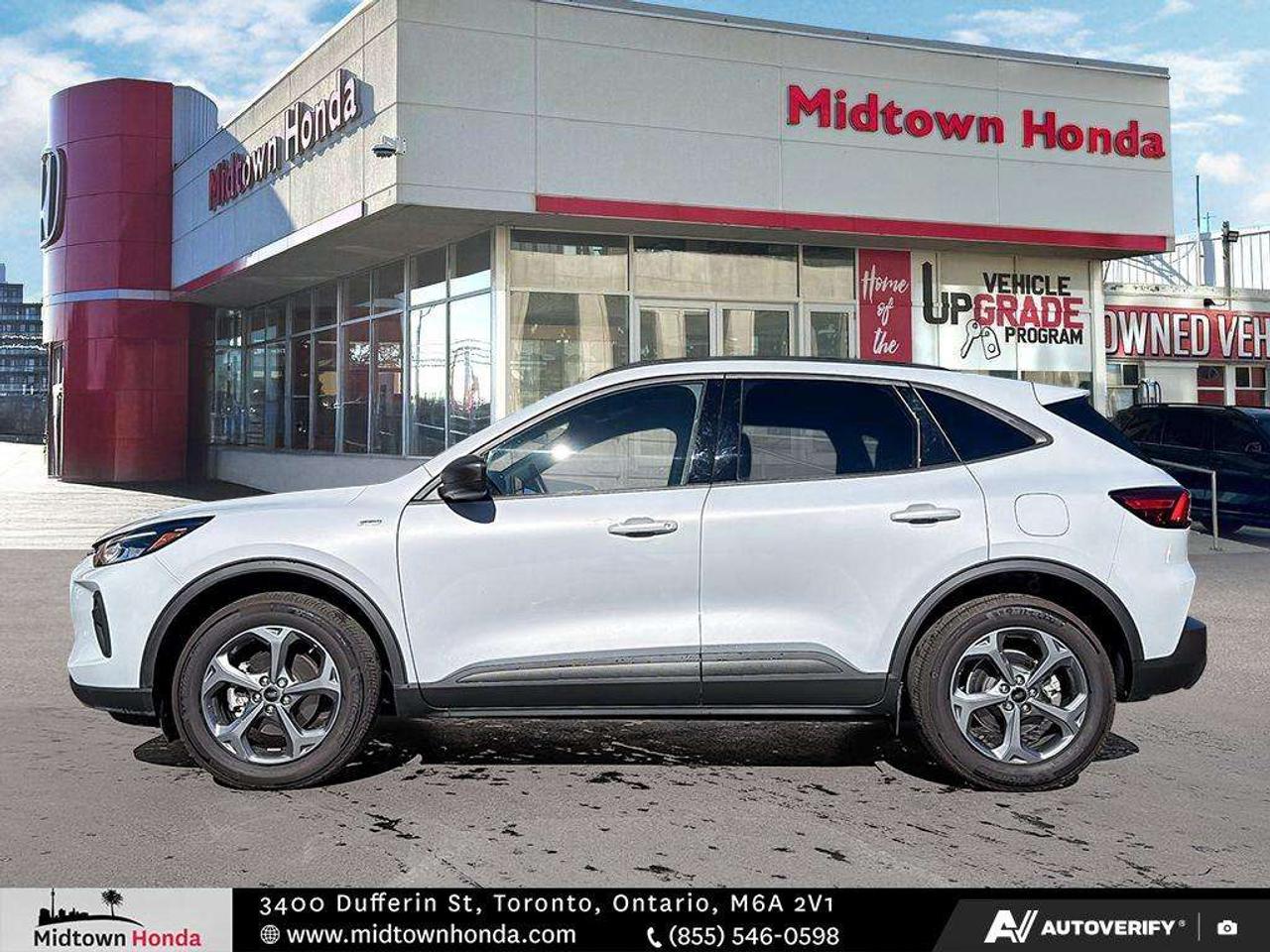 2025 Ford Escape ST-Line AWD Photo4