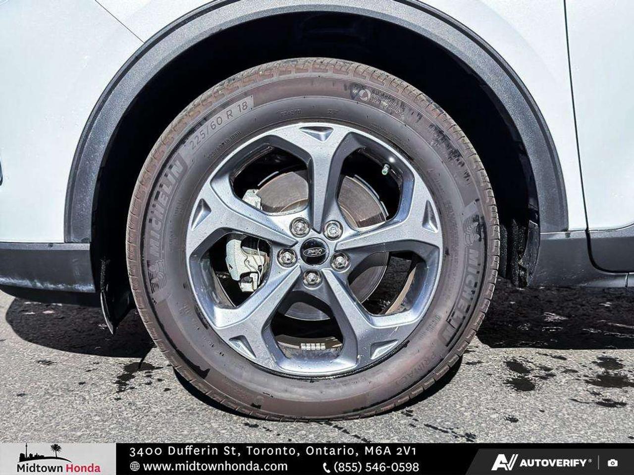 2025 Ford Escape ST-Line AWD Photo