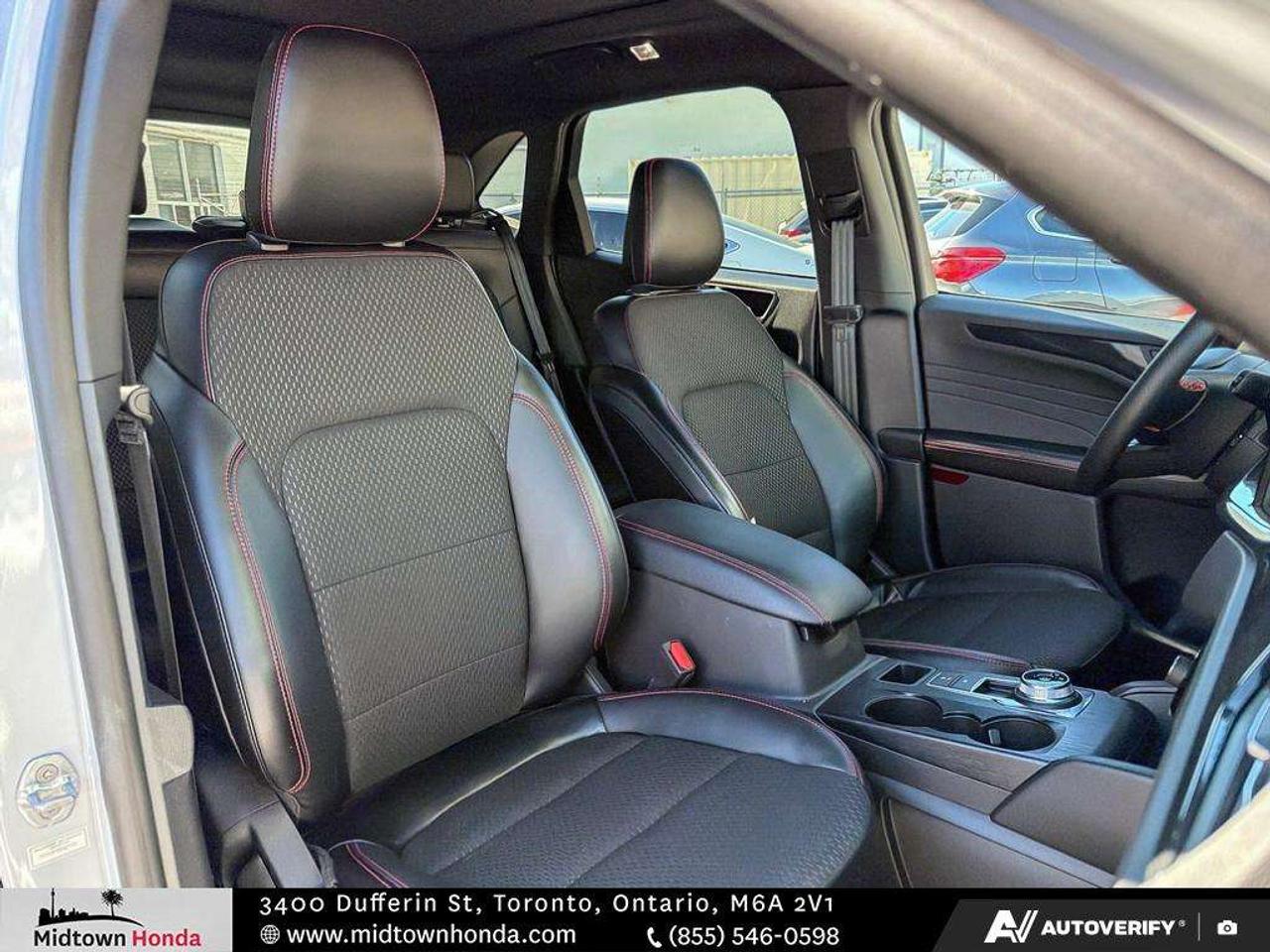 2025 Ford Escape ST-Line AWD Photo