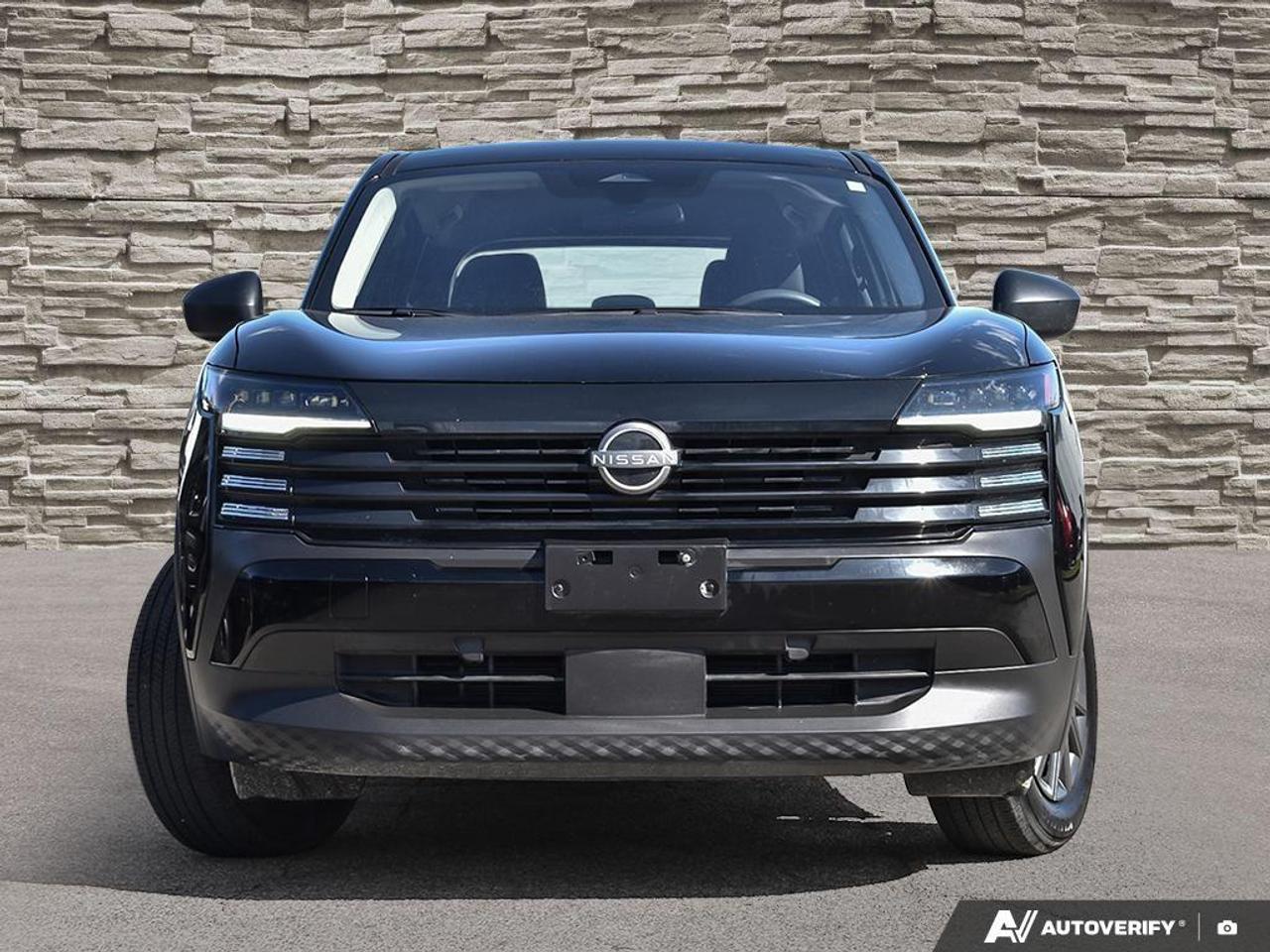 2025 Nissan Kicks S 4dr All-Wheel Drive Photo5