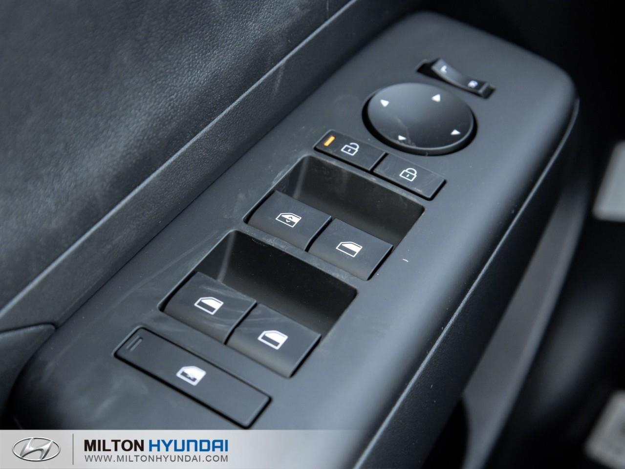 2027 Hyundai KONA 2.0L Essential 4dr All-Wheel Drive Photo