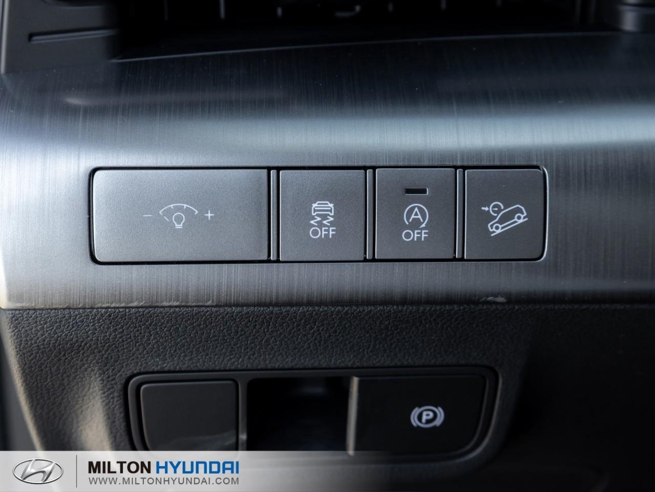 2027 Hyundai KONA 2.0L Essential 4dr All-Wheel Drive Photo