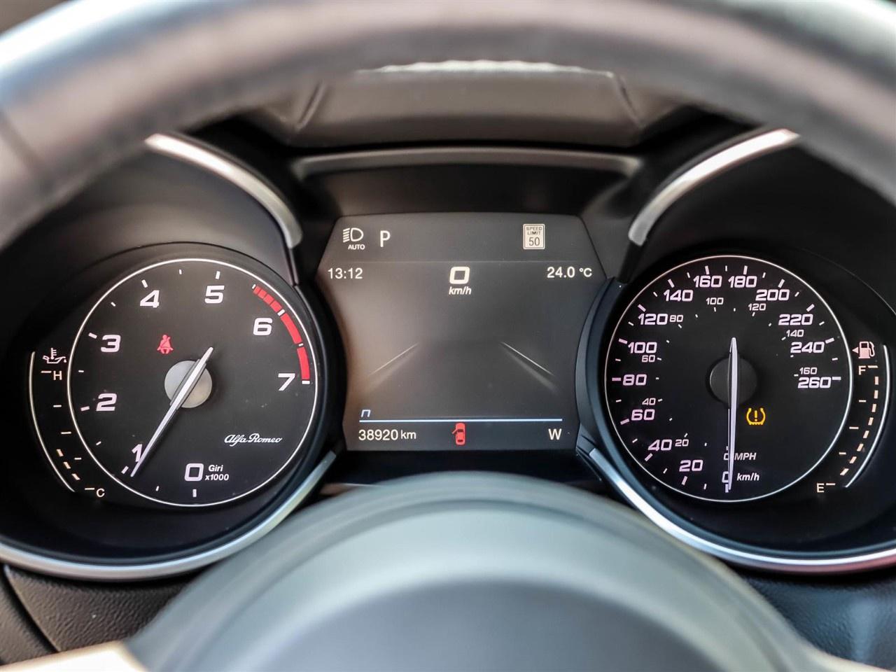 2023 Alfa Romeo Stelvio Veloce AWD Photo