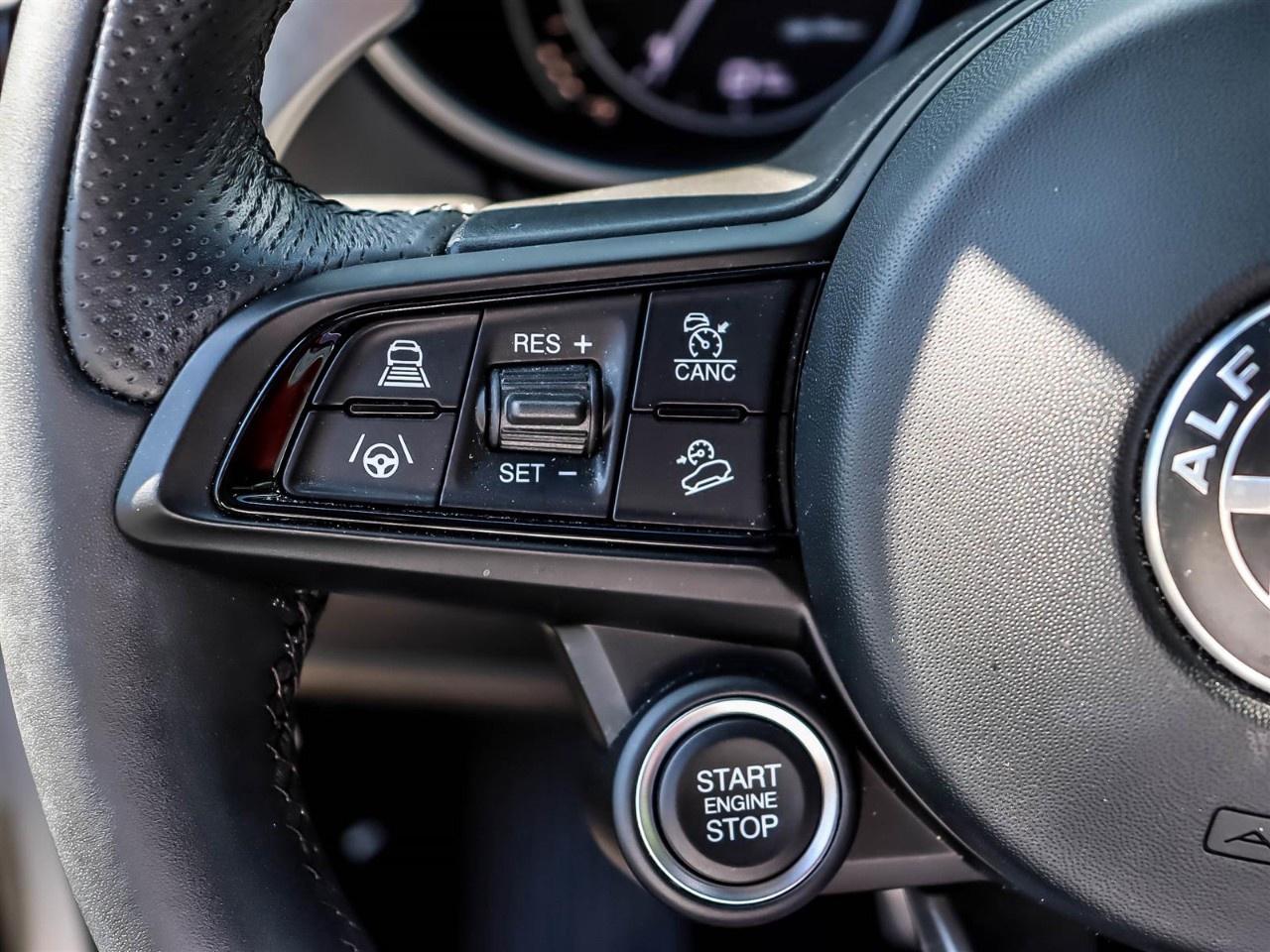 2023 Alfa Romeo Stelvio Veloce AWD Photo