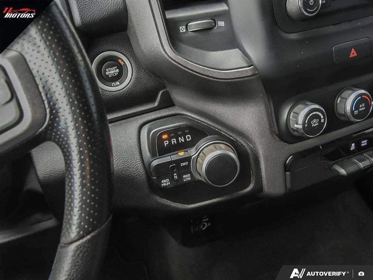 2019 RAM 1500 Tradesman 4x4 Crew Cab 6.4FT Box   NO ACCIDENTS Photo