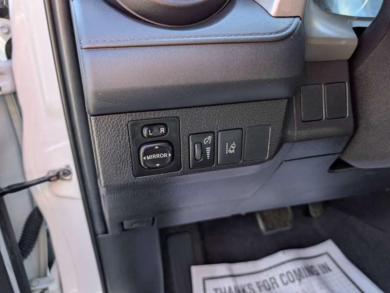 2018 Toyota RAV4 LE  CAMERA   HTD SEATS Photo